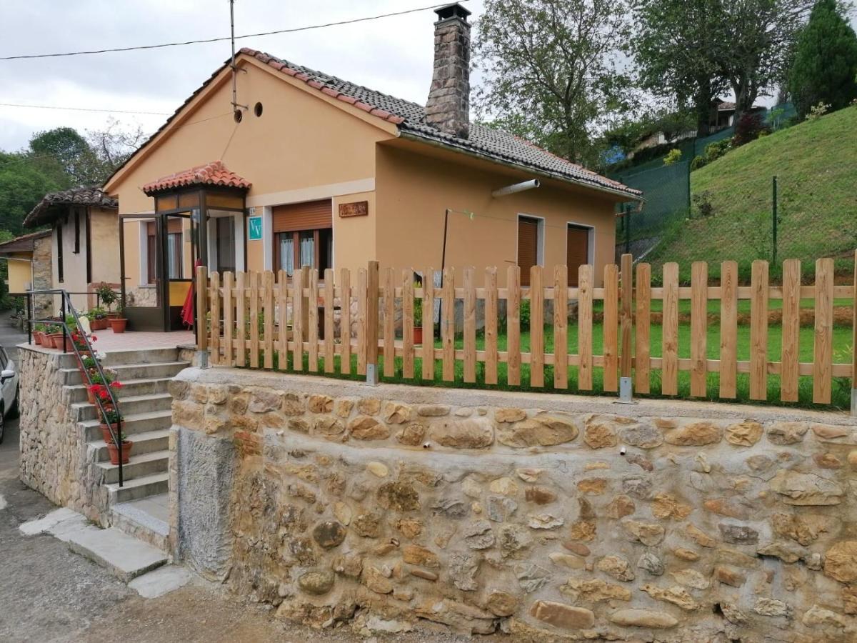 Vila La Casina De La Bisa Soto de las Duenas Exteriér fotografie